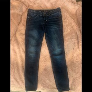 4/$20 Hollister size 1 (25W) jeans
